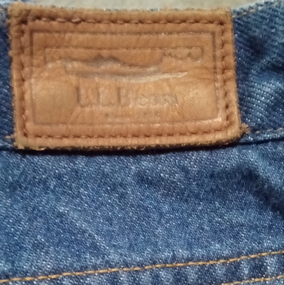 Classic Blue Men's Relaxed Jeans - Picture 3 of 6